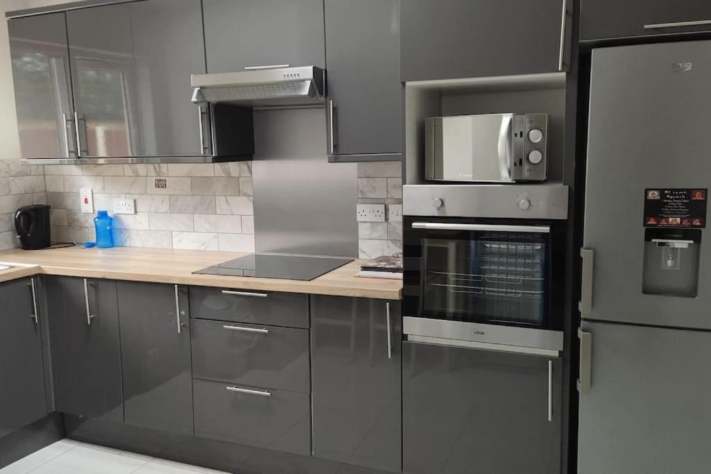 Studio With Private Kitchen Dublin Exterior photo
